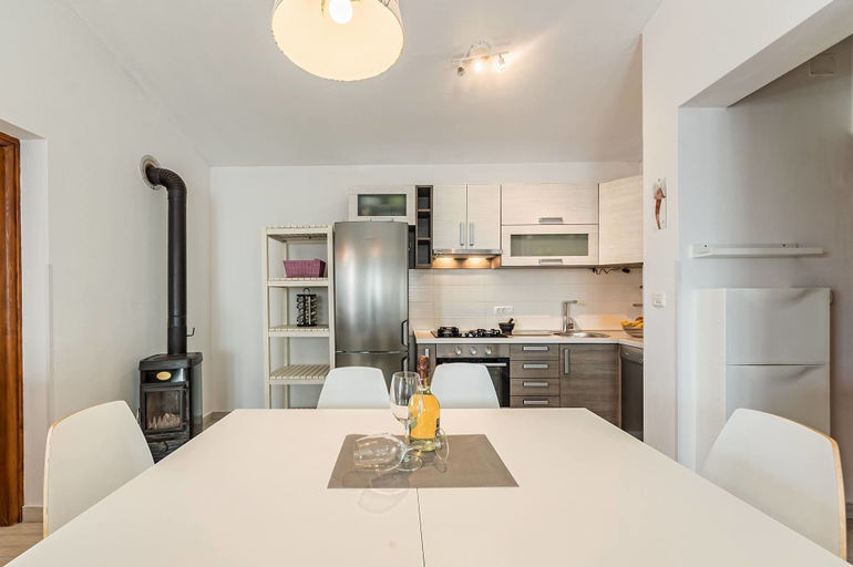 Others 5, Apartment Silva 611, Medulin