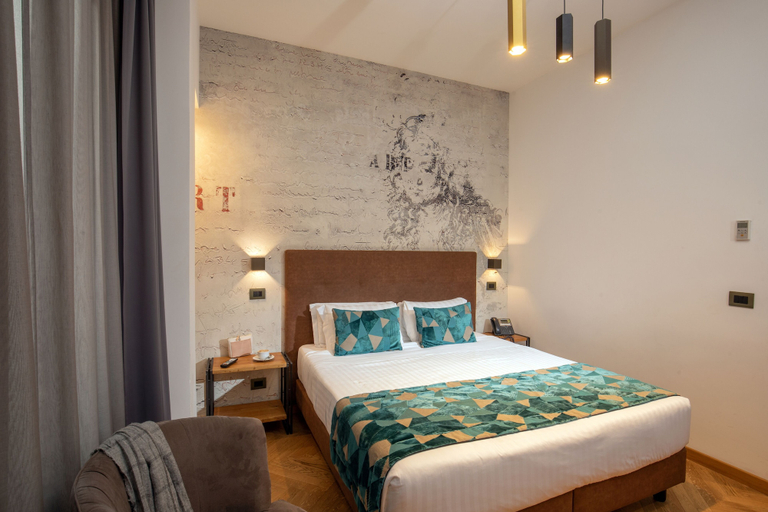 Bedroom 4, Navona Essence Hotel, Rome