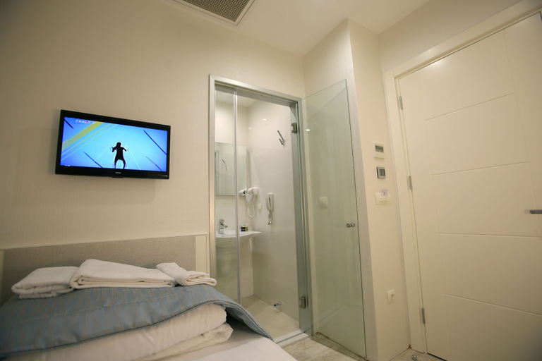 Bedroom 3, Ravvda Hotel Bakırköy, Bakırköy