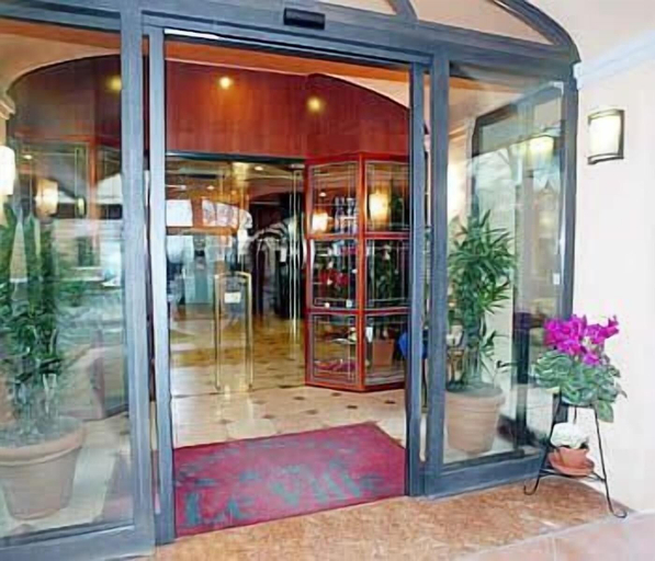 Exterior & Views 2, Mini Hotel Le Ville, Modena