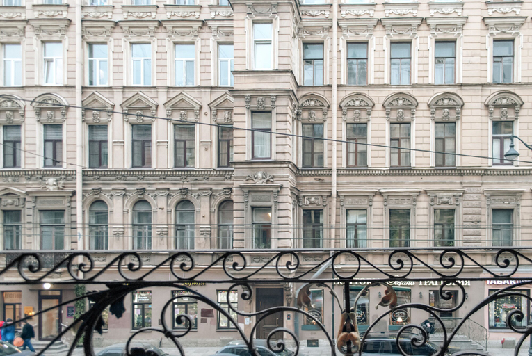 Exterior & Views, GRAND on Bolshoy, Sankt-Peterburg gorsovet