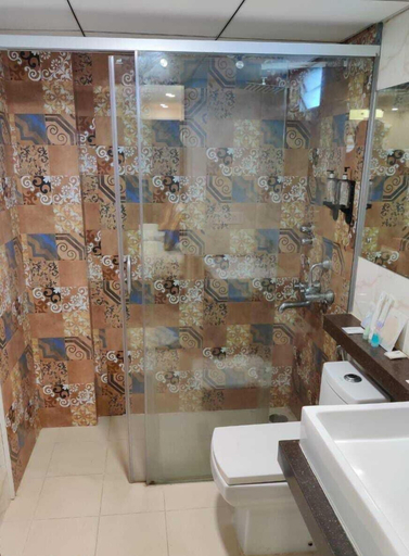 Bathroom 4, ICON REGENCY BY BHAGINI, Bangalore