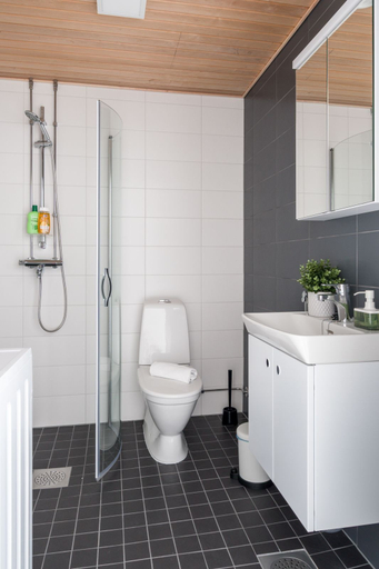 Bathroom 3, Hiisi Homes Espoo Center, Uusimaa