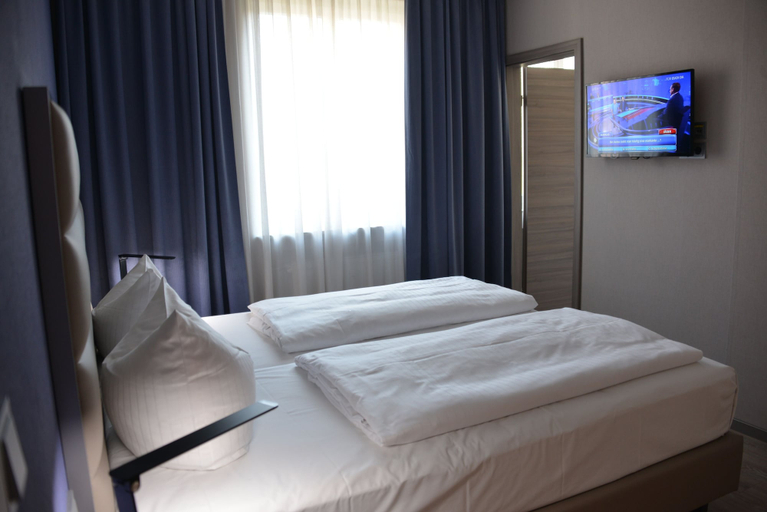 Bedroom 4, Hotel Belle Blue, München