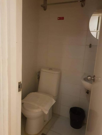 Bathroom, Rd Suites Greenbelt, Makati City