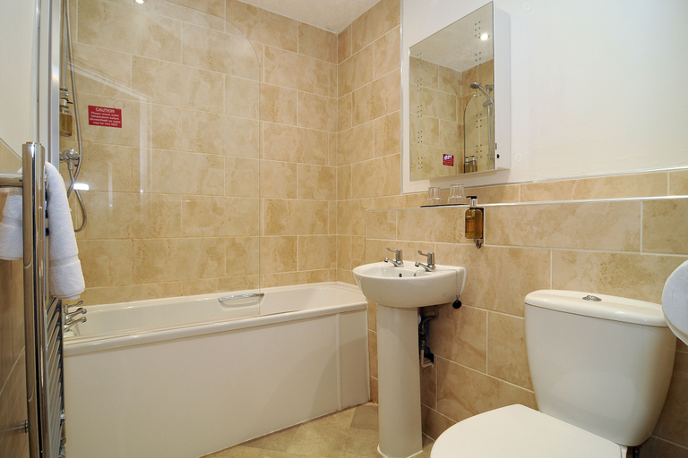 Bathroom 3, Friars Carse Country House Hotel, Dumfries and Galloway