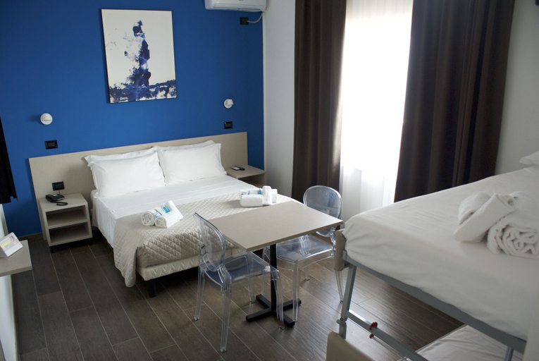 Bedroom 3, Hotel Palazzo Caveja, Rimini