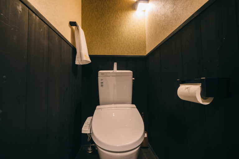 Bathroom 4, Miro Sanjo Umemiyacho Tei, Kyoto