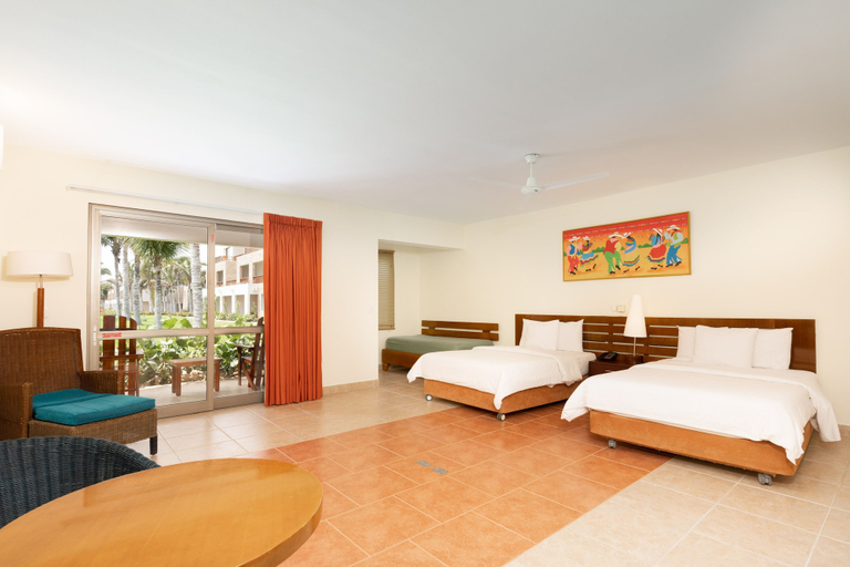 Bedroom 2, Royal Decameron Punta Sal, Contralmirante Villar