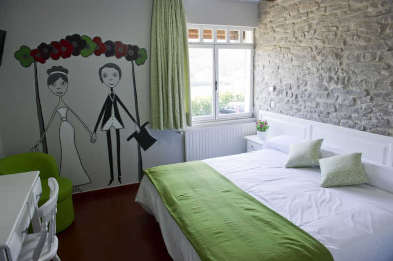Bedroom 4, Izalde, Álava
