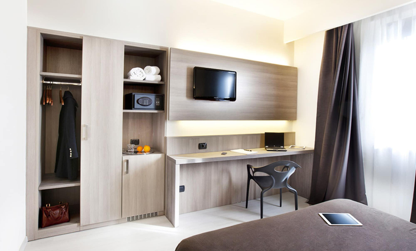 Bedroom 3, Hotel Giardino, Novara