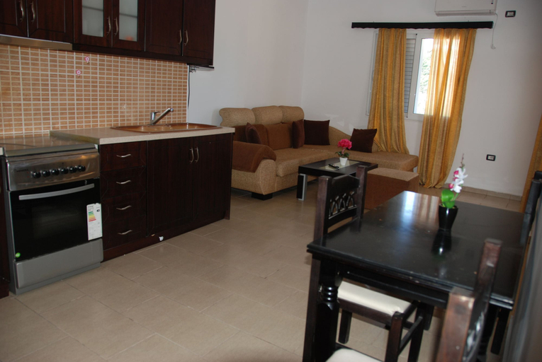 Others 5, Leka Apartments, Sarandës