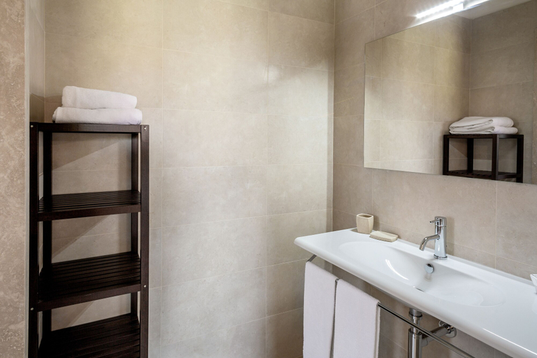 Bathroom 4, Tenuta Lamborghini Golf & Resort, Perugia