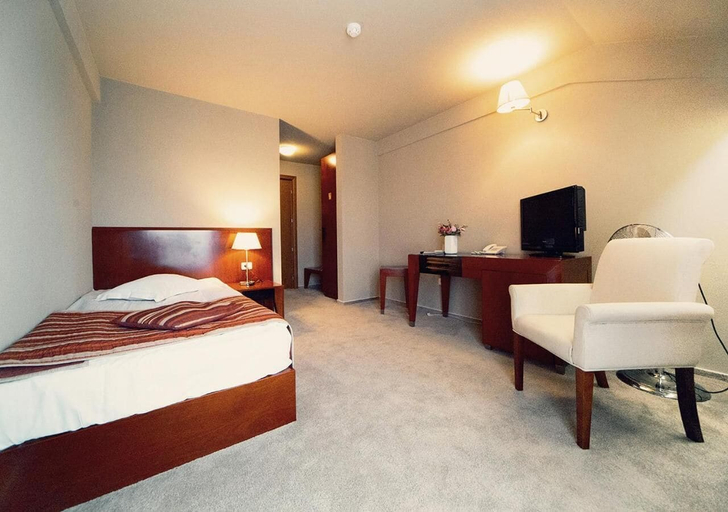 Bedroom 3, Hotel Atrium, Targu Secuiesc