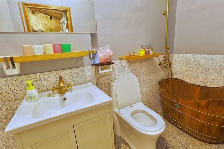 Bathroom 3, Moon House Tainan, Tainan
