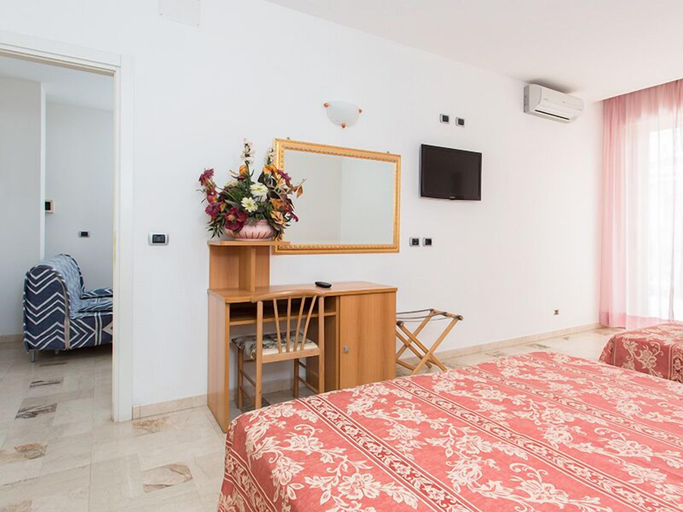 Bedroom 2, Hotel Residence Des Bains, Forli' - Cesena