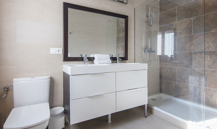 Bathroom 4, Villa 50m from the beach in Cambrils TH 11, Tarragona