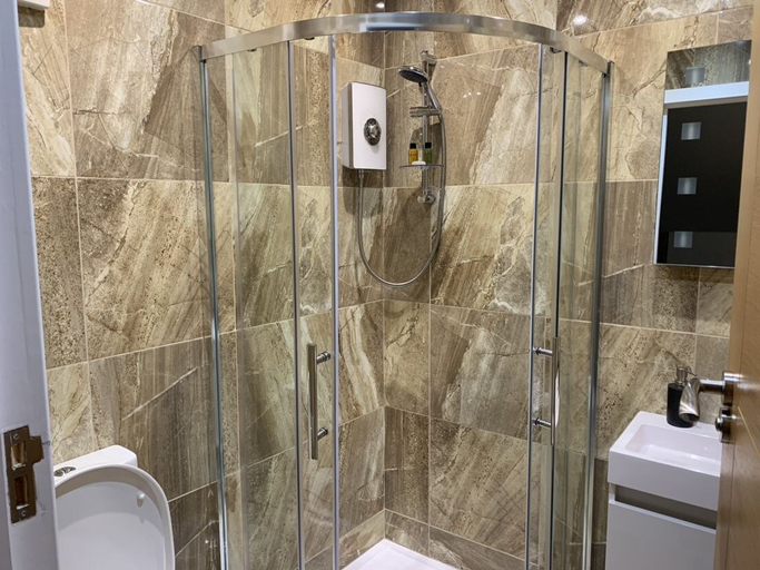 Bathroom 4, Your Oxford Stay, Oxfordshire