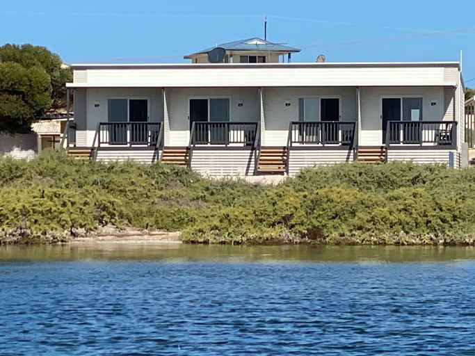 Exterior & Views 2, Venus Bay Beachfront Tourist Park, Elliston