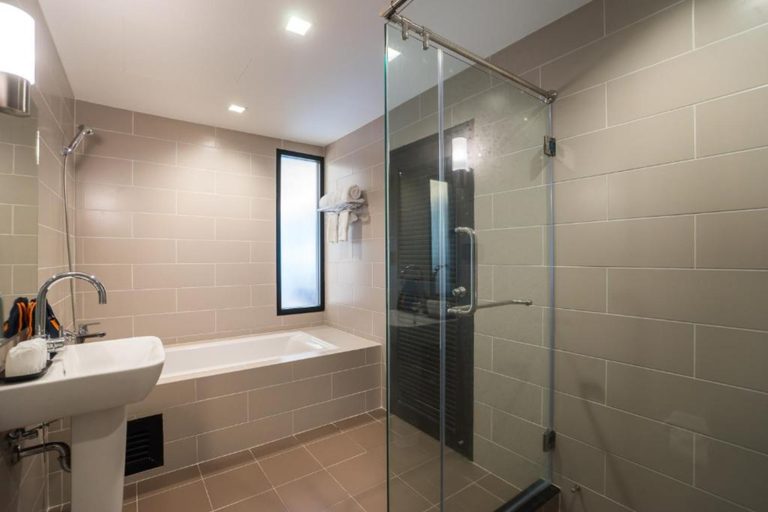 Bathroom 3, Hotel J Inspired, Pattaya