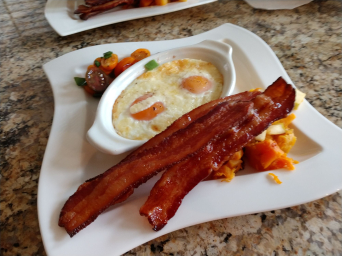 Food & Drinks, The Tiskilwa Inn, Bureau