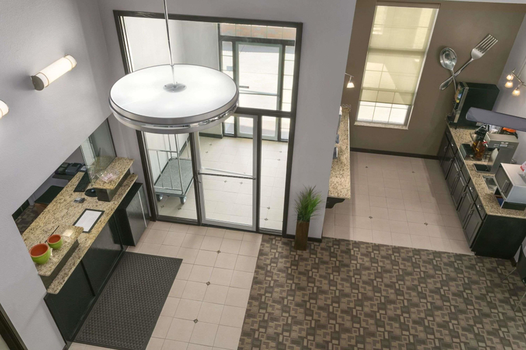 Bathroom 4, Super 8 by Wyndham Strafford/Springfield Area, Greene