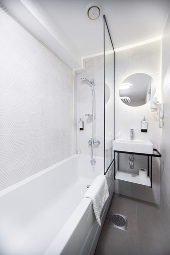 Bathroom 4, Rija Old Town Hotel, Tallinn