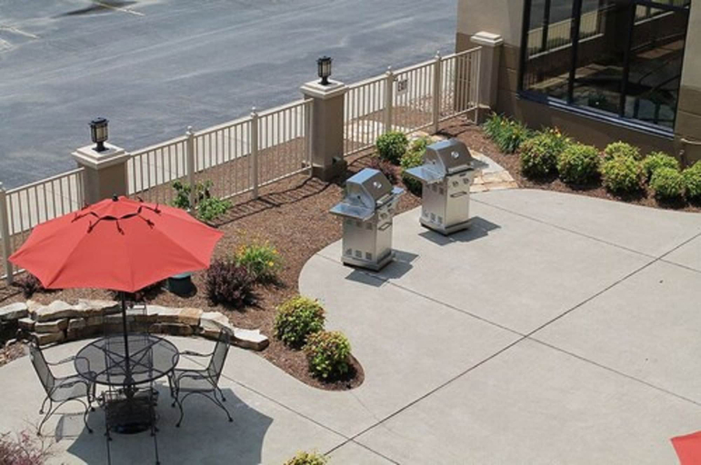 Others 5, Spark by Hilton Paducah, McCracken