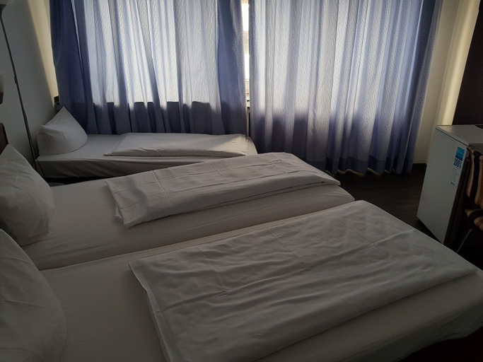 Bedroom 2, Hotel Berliner Hof, Düsseldorf
