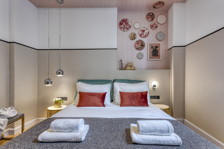 Bedroom 2, The Pinnacle Athens, Attica