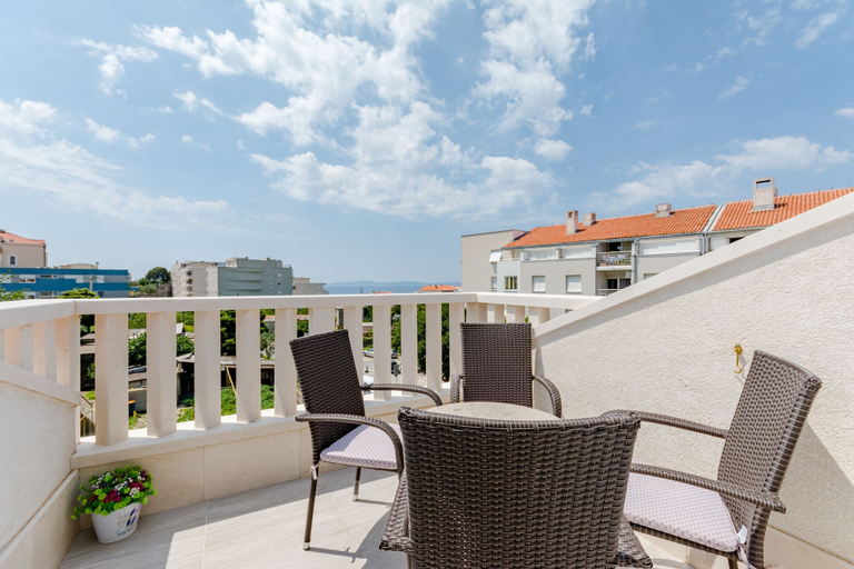 Others 4, Apartment Penzo, Split