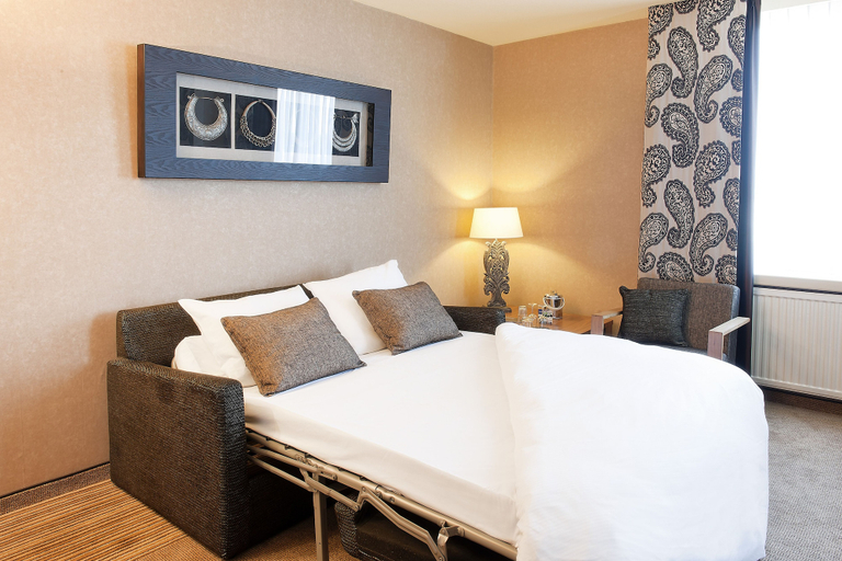 Bedroom 3, Carlton Oasis Hotel, Spijkenisse