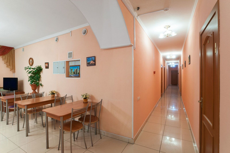 Food & Drinks, Guest House On Rabfakovskaya, Sankt-Peterburg gorsovet