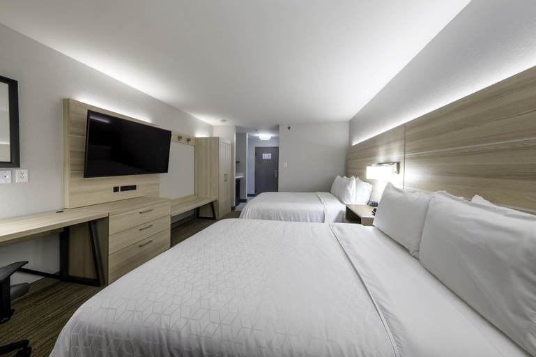 Bedroom 16