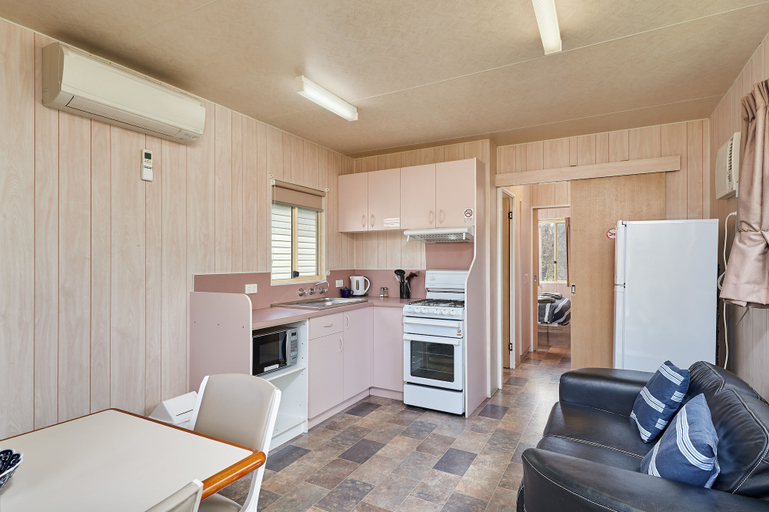 Others 3, Gundagai Cabins & Tourist Park, Gundagai