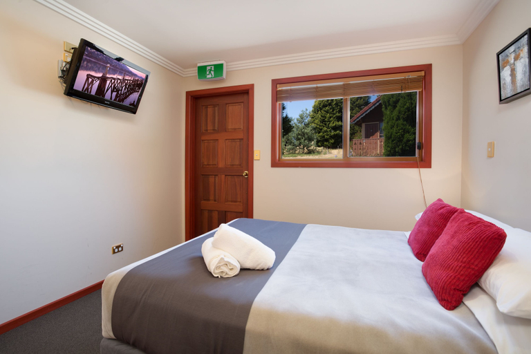 Bedroom 4, Tamar Valley Resort Grindelwald, West Tamar - Pt A