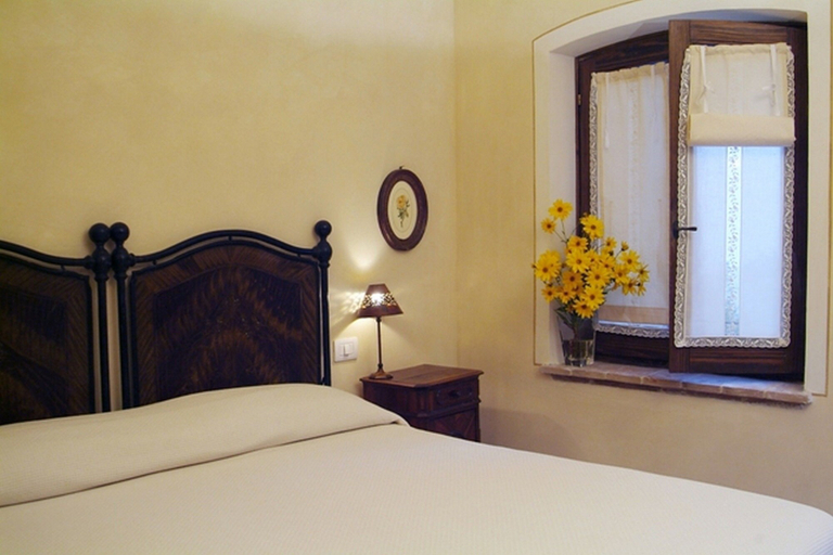 Bedroom 2, La Tavola dei Cavalieri, Perugia