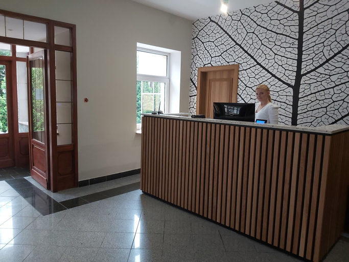 Others 4, Park Hotel, Świdnica