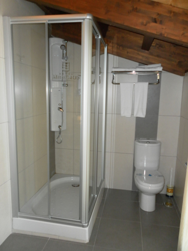 Bathroom 4, Hotel Milagros Rio Riaza, Burgos