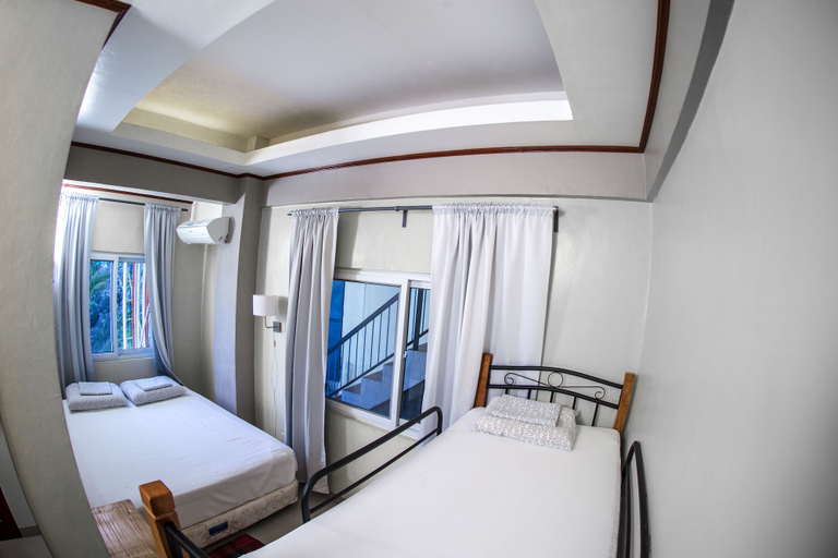 Bedroom 3, Seafari Resort Oslob, Oslob