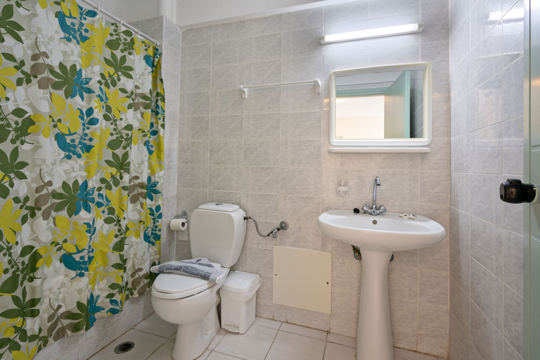Bathroom, Ostria Studios, Crete