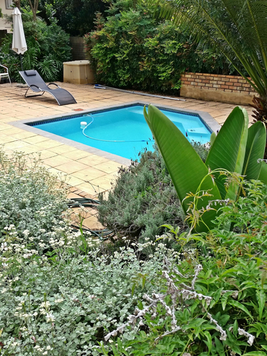 Sport & Beauty 2, Constantia Manor Guest House, City of Tshwane