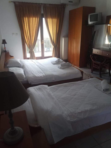 Bedroom 4, Hotel Papanikolaou, Central Macedonia