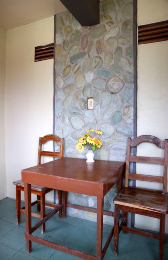 Others 5, Joan Beach Resort, Abra de Ilog