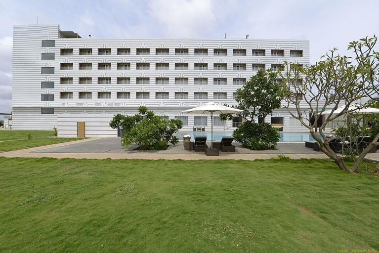 Exterior & Views 2, Hotel Naveen, Dharwad