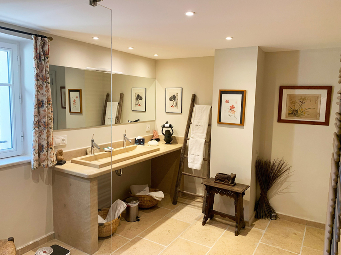 Bathroom 5, Chambre d'hôtes Bastide des Enqueses, Var