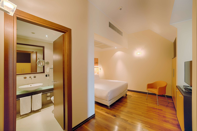 Bedroom 3, NH Milano 2 Residence, Milano