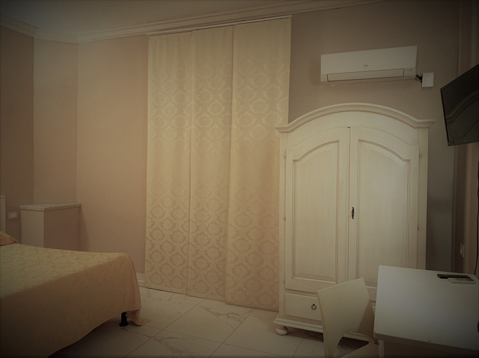 Bedroom 3, Albergo La Villetta, La Spezia