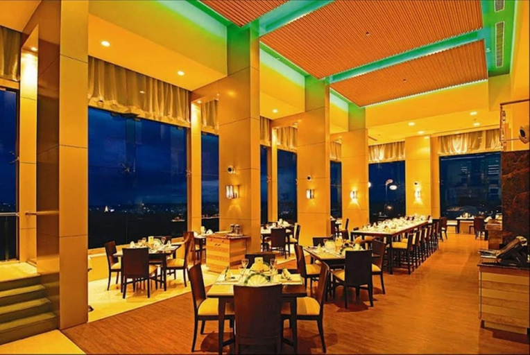 Food & Drinks 5, Royal Orchid Central Bangalore, MG Road, Bangalore