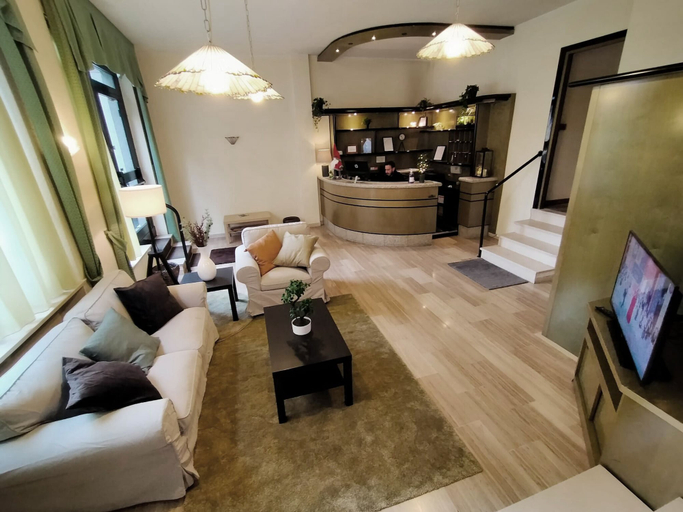 Others 5, Hotel La Chance, Aosta